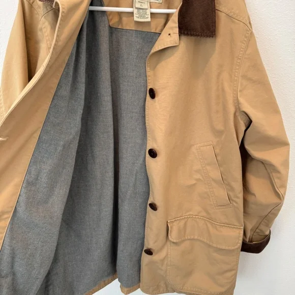 LL Bean Adirondack Chore Barn Coat Jacket Women’s Beige Corduroy Collar Cuff  L - Picture 11 of 15